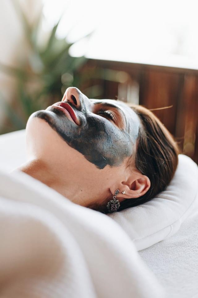 facial mask woman spa